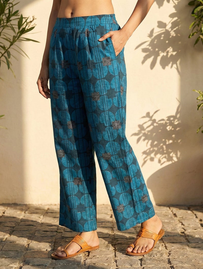 trueBrowns Blue Geometric Print Kurta Pant Set - Image 4